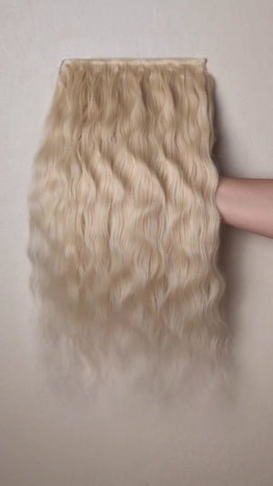 her Natural Wave – Soft Bleached Hair